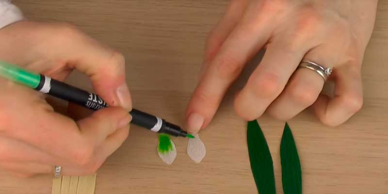 Проліски з гофрованого паперу своїми руками: 4 кращих МК Проліски з гофрованого паперу своїми руками: 4 кращих МК