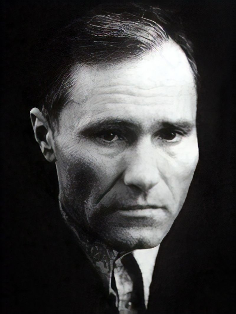 Василь Шукшин   великий російський режисер, а також письменник