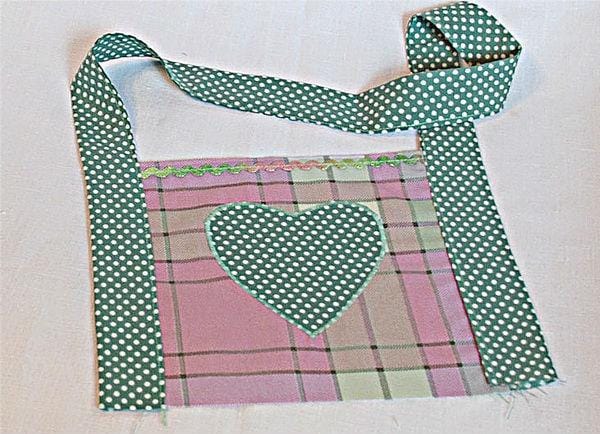 Як зшити фартух: своїми руками, покрокова інструкція Як зшити фартух: своїми руками, покрокова інструкція