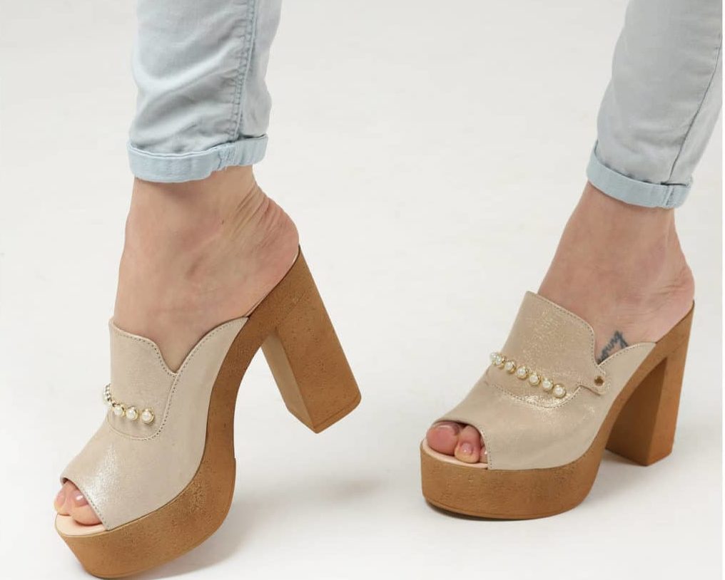 З чим носити сабо (50 фото) З чим носити сабо (50 фото)