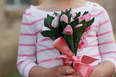 Солодкий букет своїми руками: покрокова фото інструкція