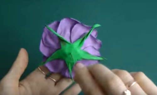 Квіти з фоамирана своїми руками: покрокова фото інструкція з описом Квіти з фоамирана своїми руками: покрокова фото інструкція з описом