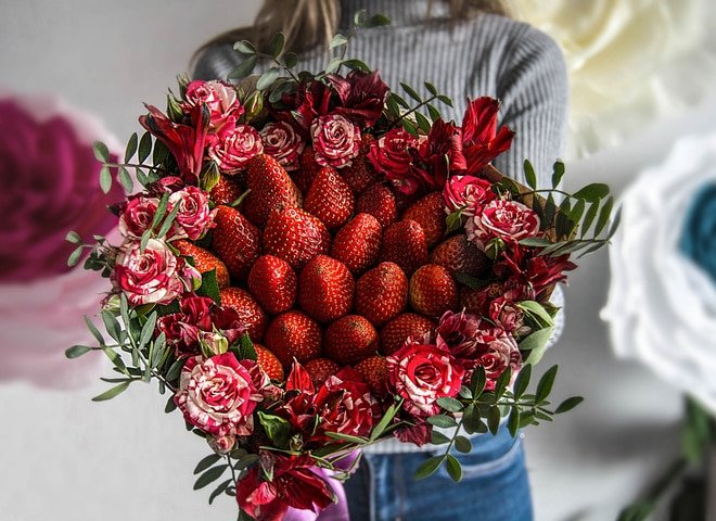 Солодкий букет своїми руками: покрокова фото інструкція