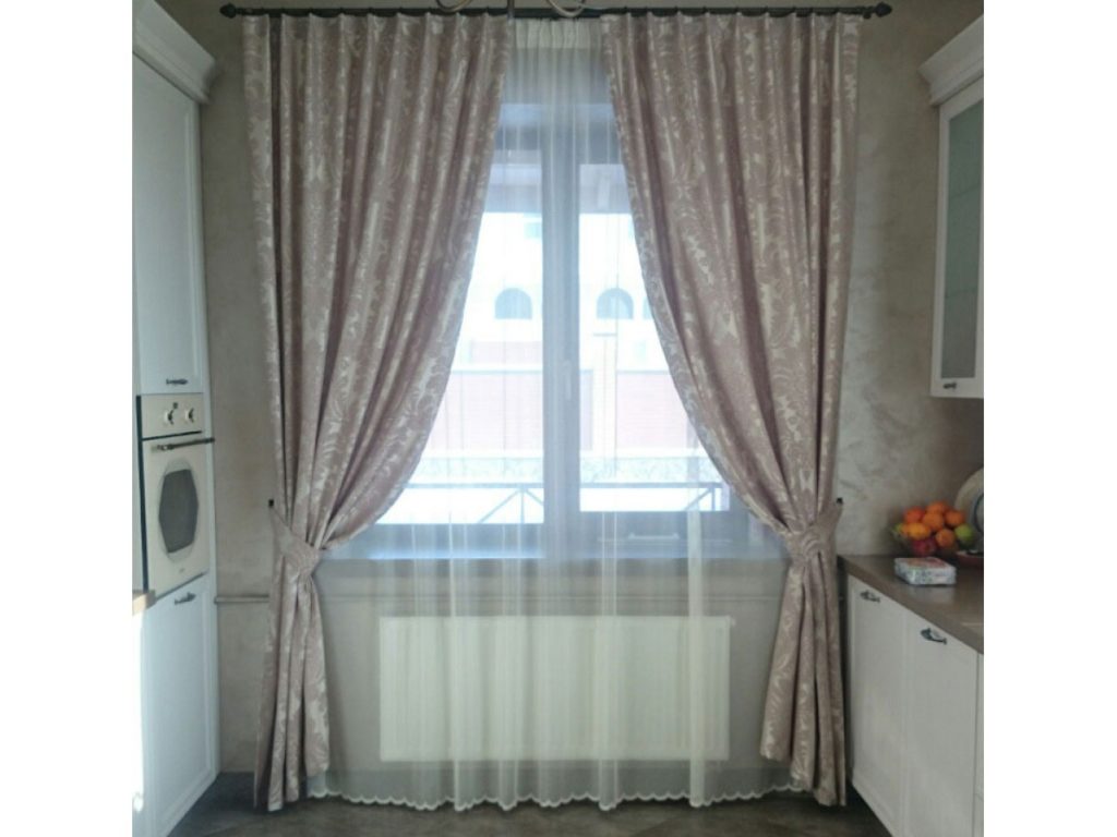 Як зшити штори своїми руками: легкі штори; важкі портьєри з ламбрекенами Як зшити штори своїми руками: легкі штори; важкі портьєри з ламбрекенами