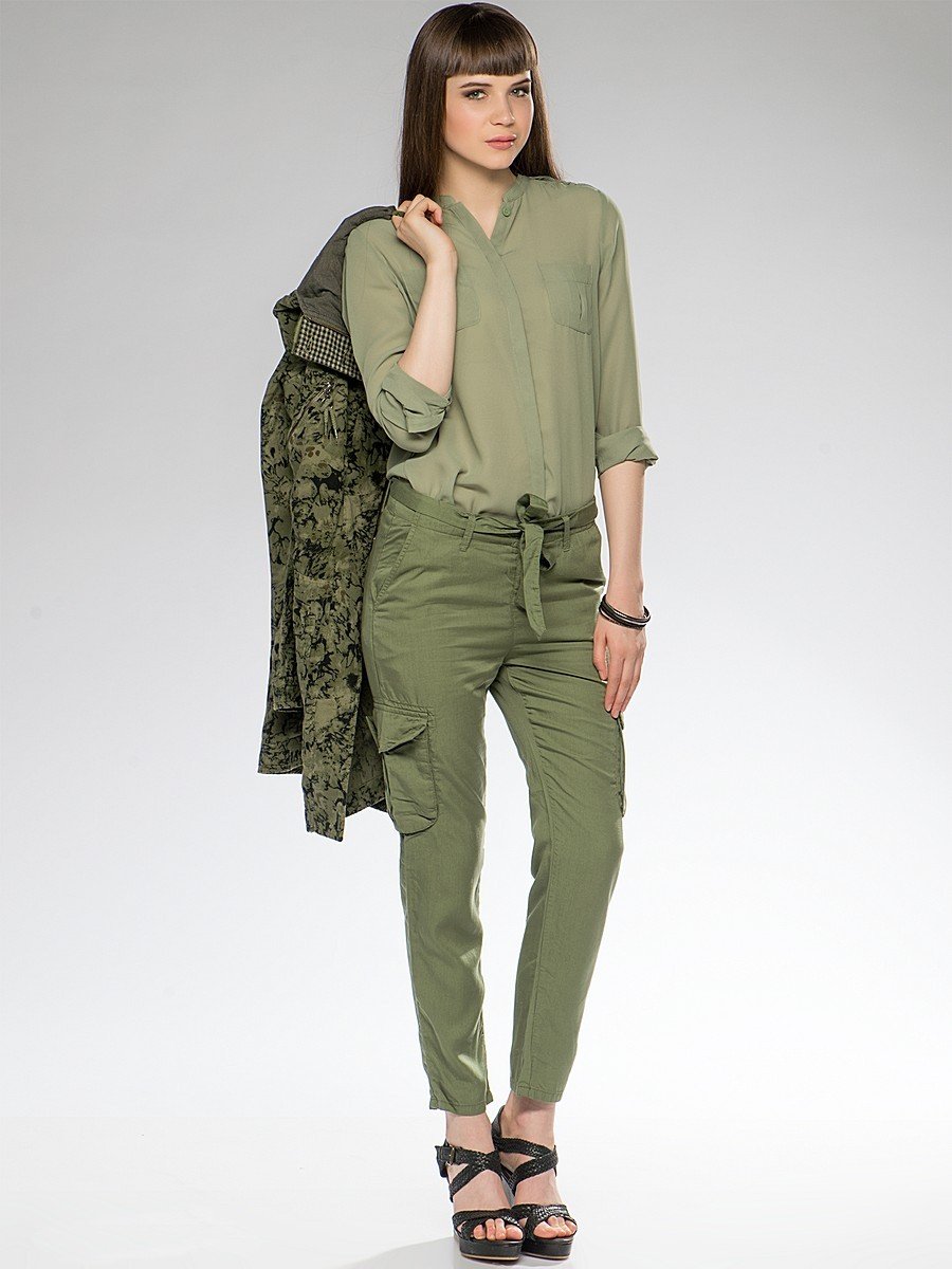 Як правильно носити штани карго (55 фото) Як правильно носити штани карго (55 фото)