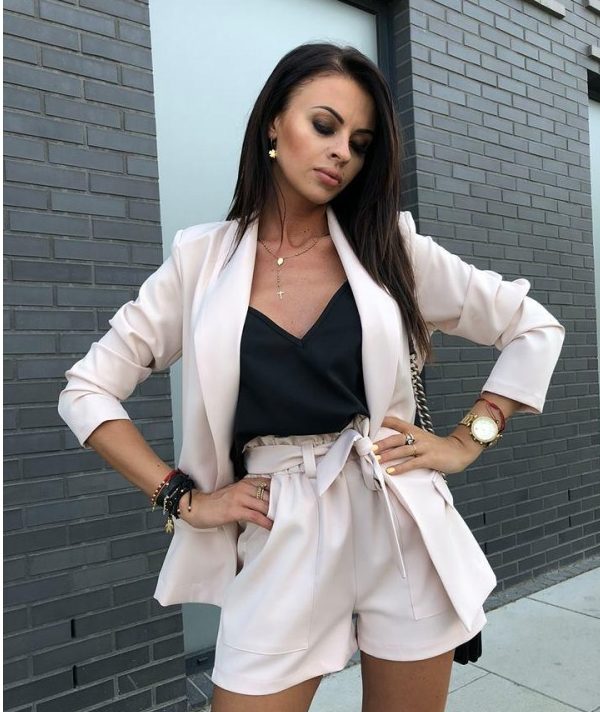 Модні тренди літа 2019 2020 (66 фото) Модні тренди літа 2019 2020 (66 фото)