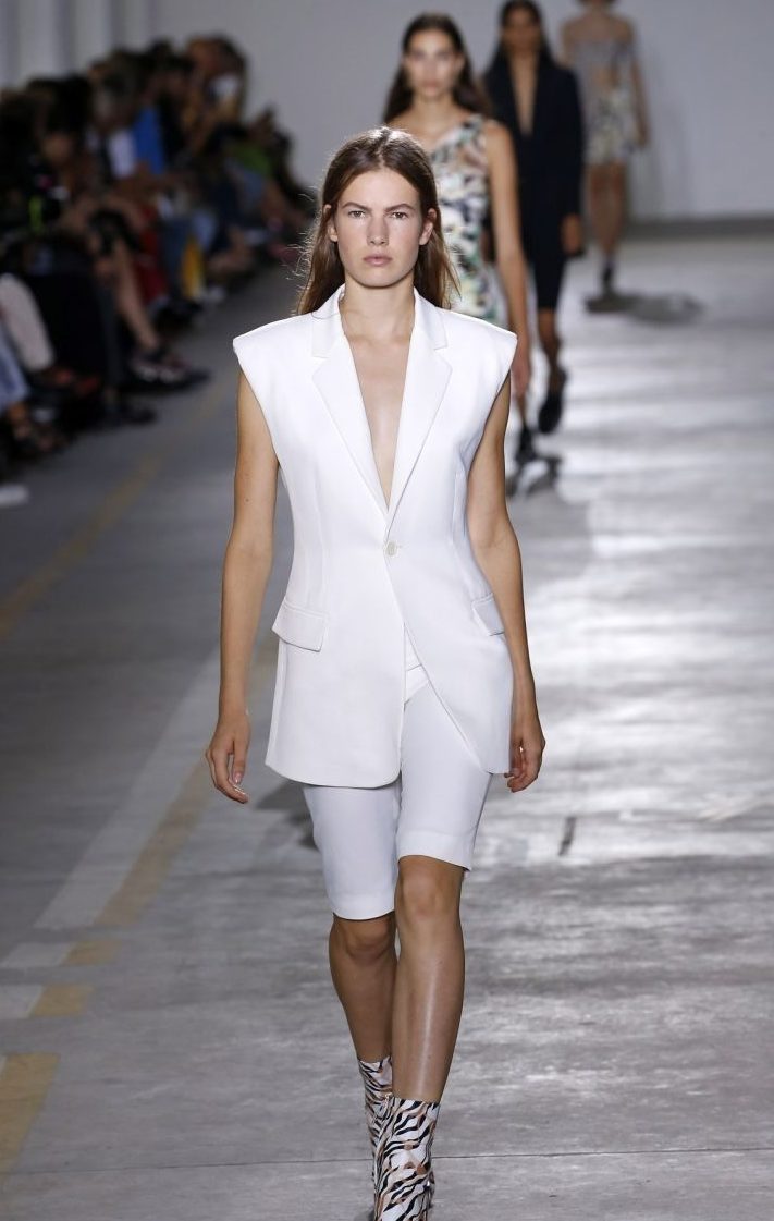 Модні тренди літа 2019 2020 (66 фото) Модні тренди літа 2019 2020 (66 фото)