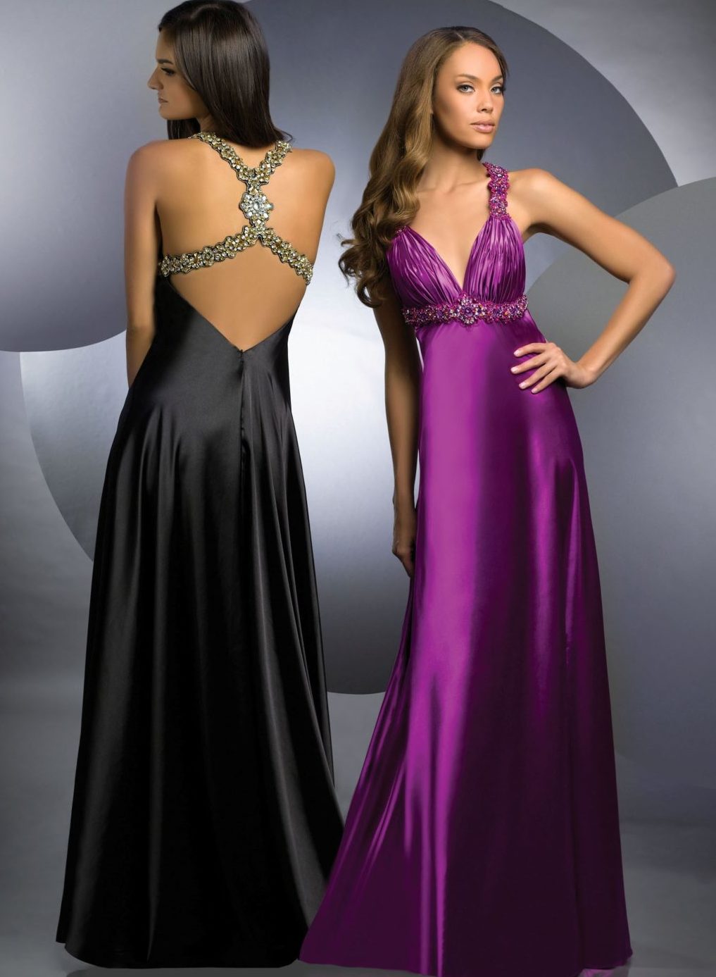 Як носити сукні з відкритою спиною (51 фото) Як носити сукні з відкритою спиною (51 фото)