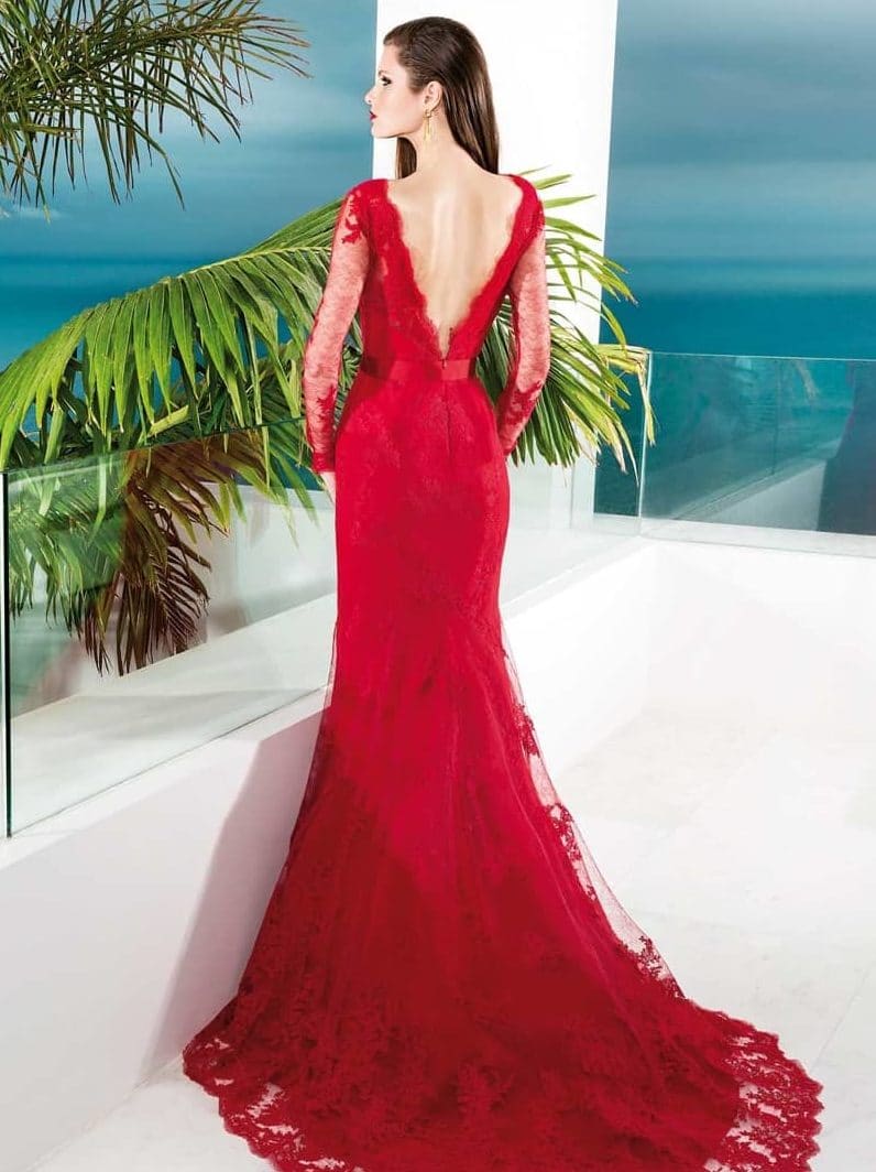 Як носити сукні з відкритою спиною (51 фото) Як носити сукні з відкритою спиною (51 фото)