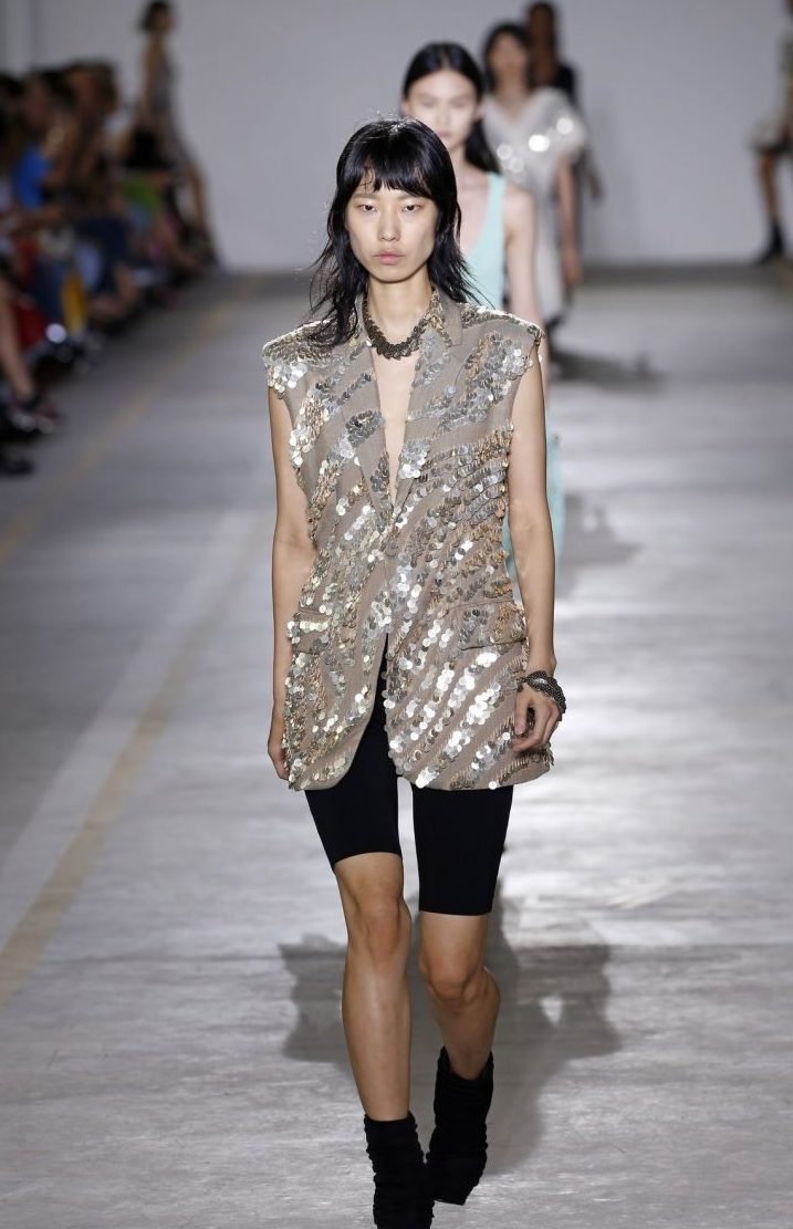 Модні тренди літа 2019 2020 (66 фото) Модні тренди літа 2019 2020 (66 фото)