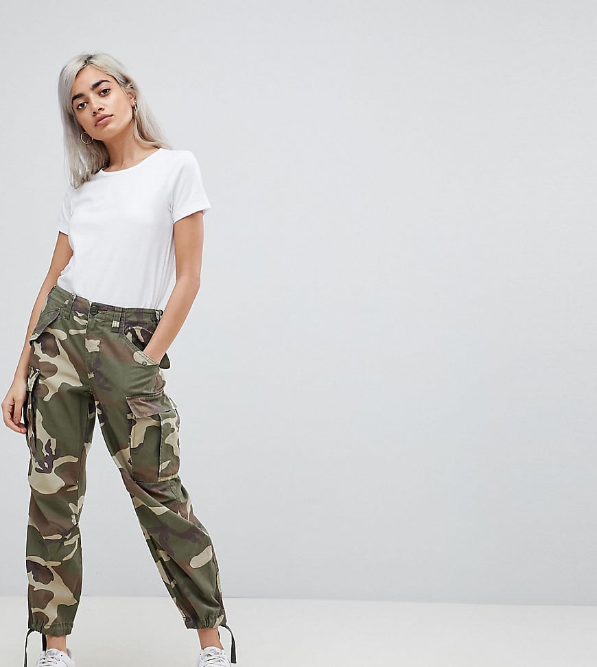 Як правильно носити штани карго (55 фото) Як правильно носити штани карго (55 фото)