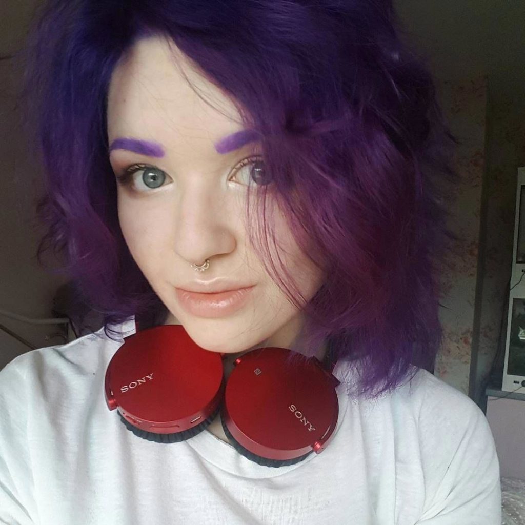 Модні тренди укладання брів в 2020 (45 фото) Модні тренди укладання брів в 2020 (45 фото)