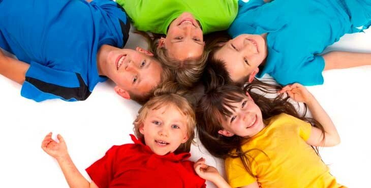 Кращі ігри на знайомство в таборі для дітей старшого та молодшого віку