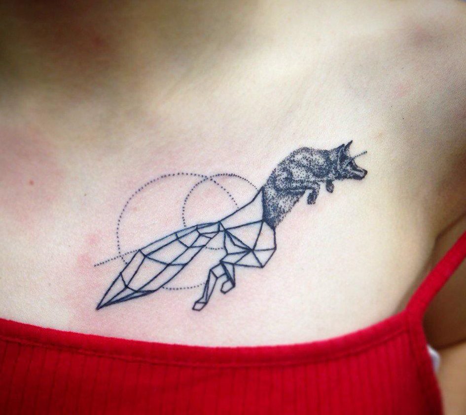 Жіночі тату на ключиці цікаві ідеї (70 фото) Жіночі тату на ключиці цікаві ідеї (70 фото)