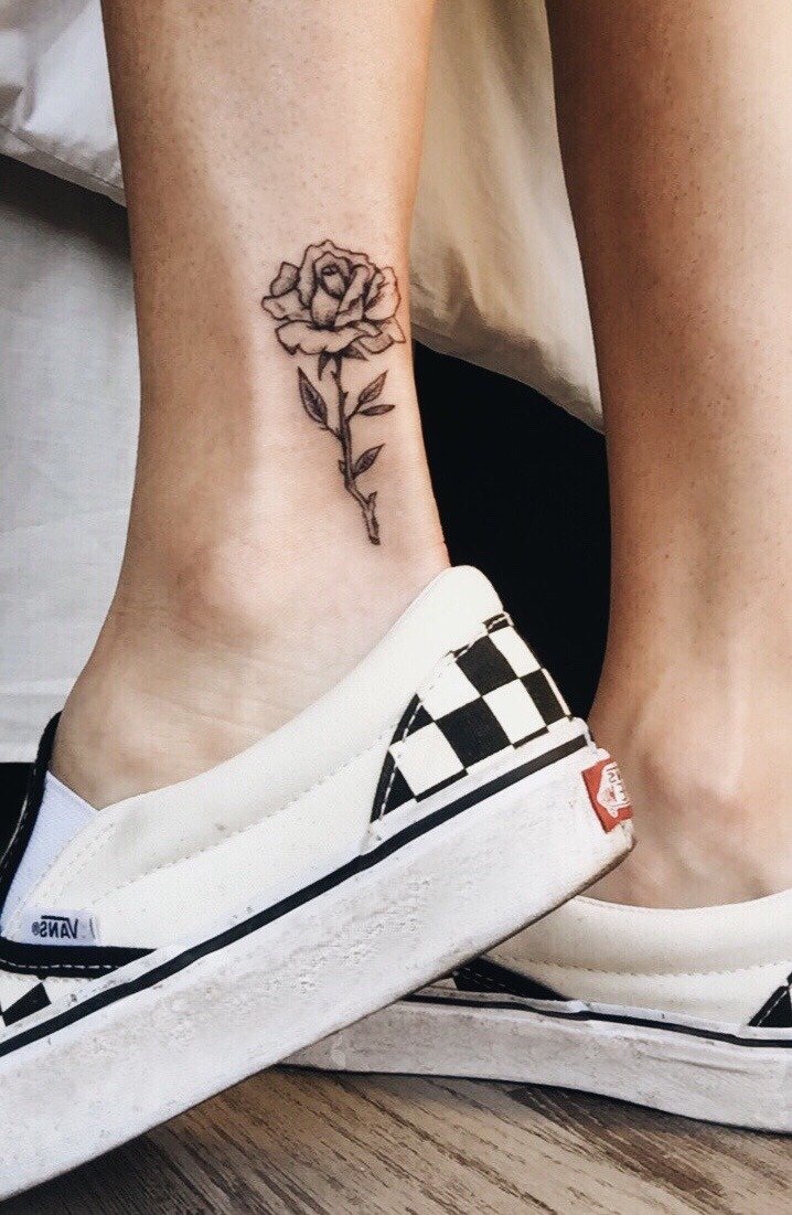 Жіночі тату на щиколотці цікаві ідеї (55 фото) Жіночі тату на щиколотці цікаві ідеї (55 фото)