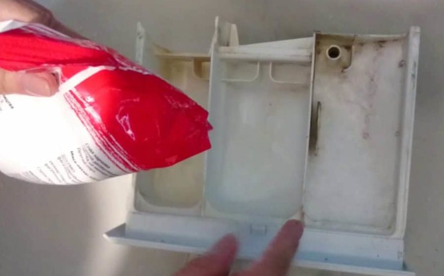 Як очистити пральну машину від бруду і запаху Як очистити пральну машину від бруду і запаху