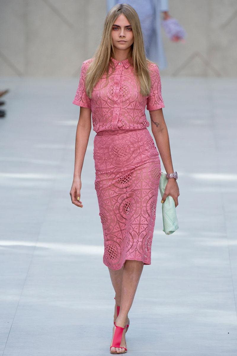 Модні кольори в одязі в 2019 році (53 фото) Модні кольори в одязі в 2019 році (53 фото)