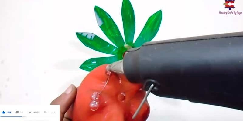 Квіти з пластикових пляшок покроково для початківців — майстер класи для саду та городу