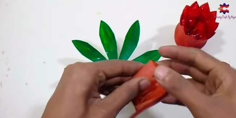 Квіти з пластикових пляшок покроково для початківців — майстер класи для саду та городу