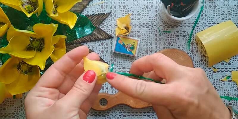 Квіти з пластикових пляшок покроково для початківців — майстер класи для саду та городу