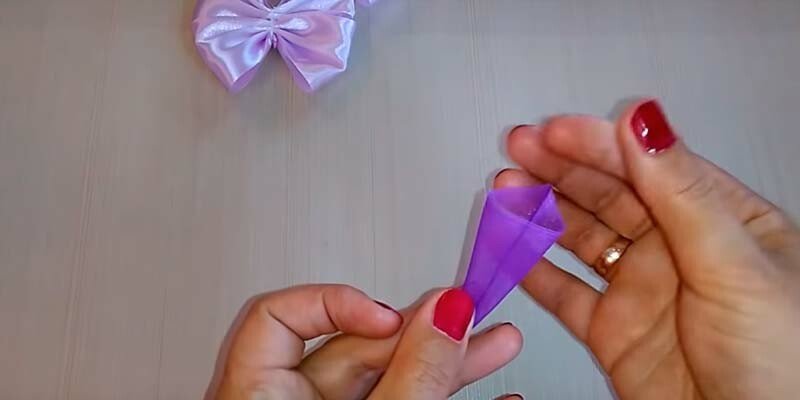 Бант з органзи своїми руками — майстер класи для початківців Бант з органзи своїми руками — майстер класи для початківців