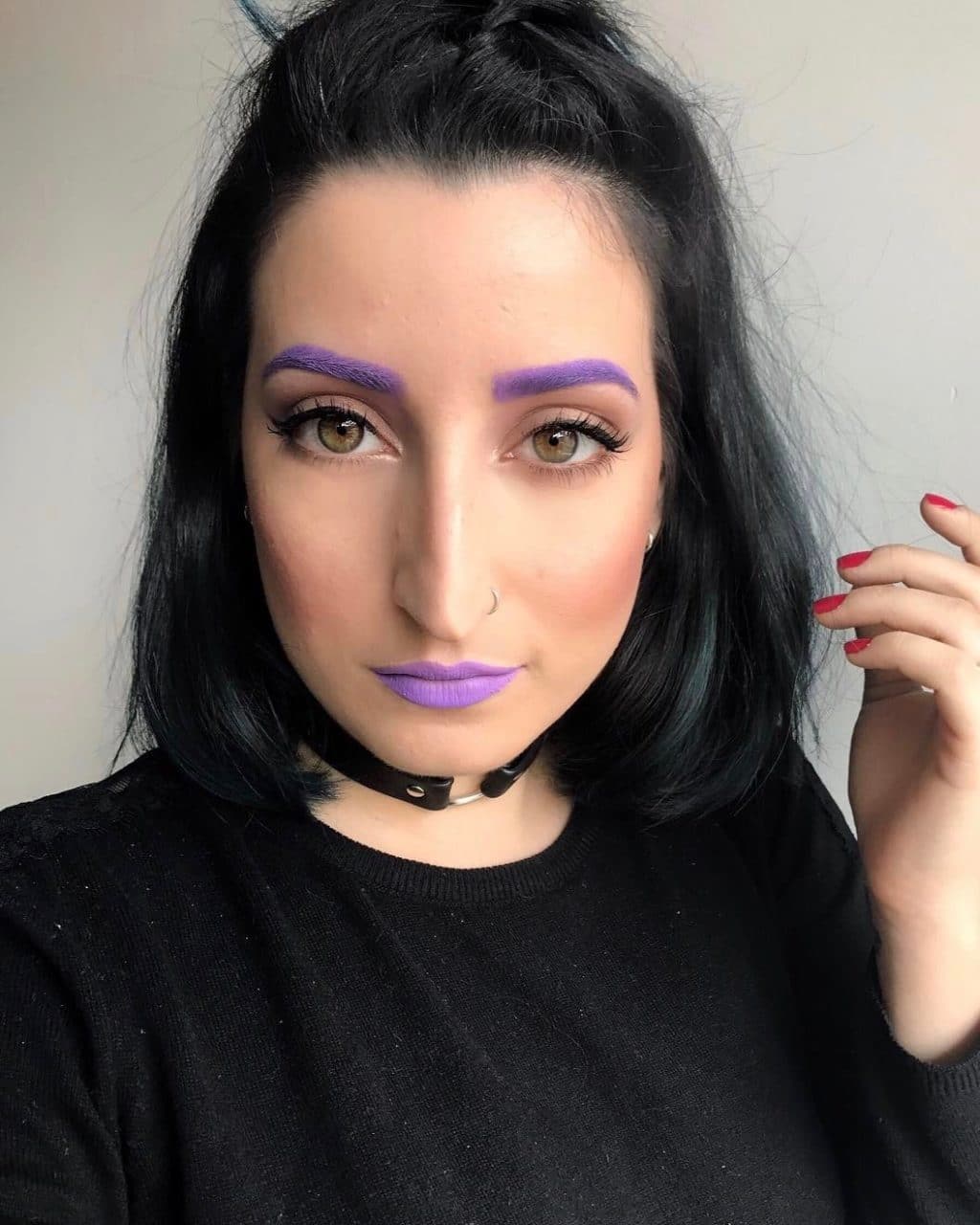 Модні тренди укладання брів в 2020 (45 фото) Модні тренди укладання брів в 2020 (45 фото)