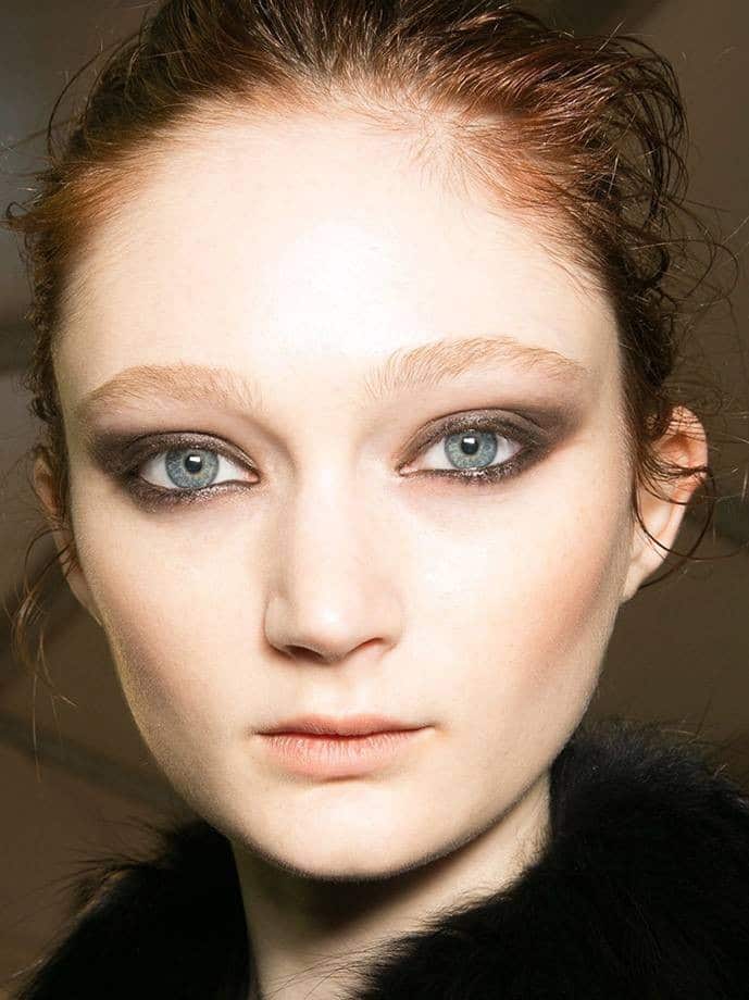 Модні тренди укладання брів в 2020 (45 фото) Модні тренди укладання брів в 2020 (45 фото)