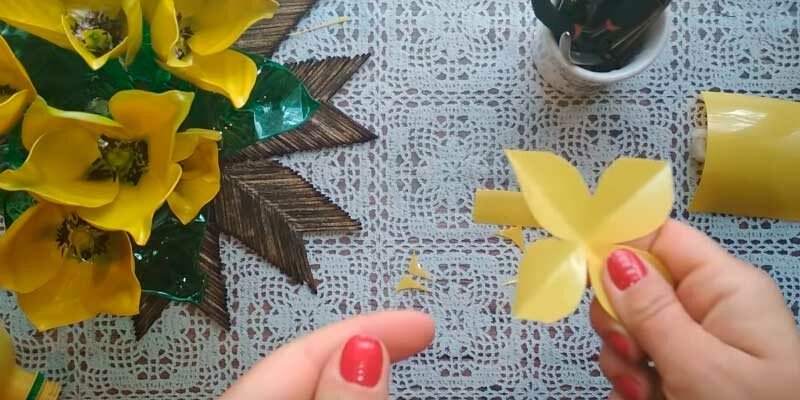 Квіти з пластикових пляшок покроково для початківців — майстер класи для саду та городу