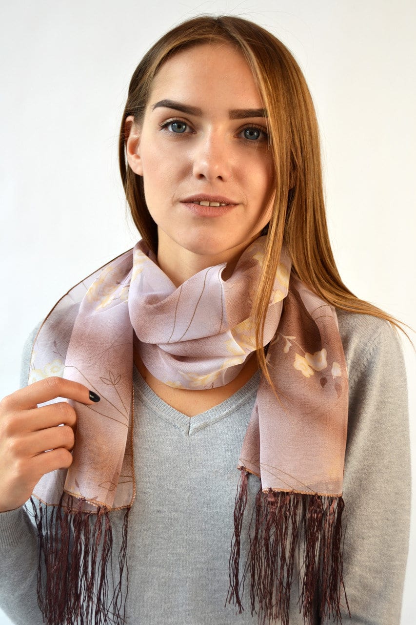 Як красиво завязати шарф на сукню, футболку або куртку (50 фото) Як красиво завязати шарф на сукню, футболку або куртку (50 фото)