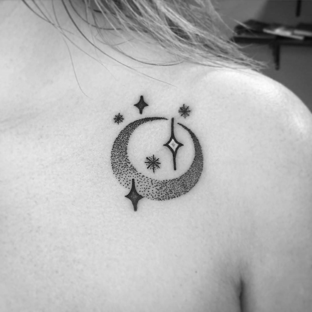 Жіночі тату на ключиці цікаві ідеї (70 фото) Жіночі тату на ключиці цікаві ідеї (70 фото)