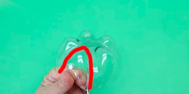 Квіти з пластикових пляшок покроково для початківців — майстер класи для саду та городу