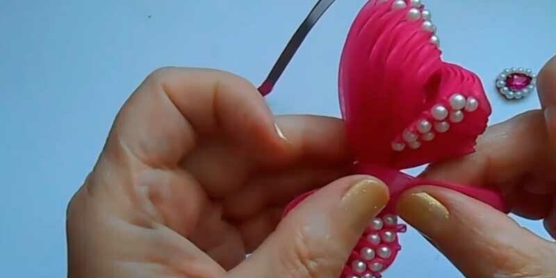 Бант з органзи своїми руками — майстер класи для початківців Бант з органзи своїми руками — майстер класи для початківців