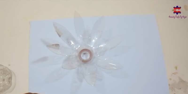 Квіти з пластикових пляшок покроково для початківців — майстер класи для саду та городу