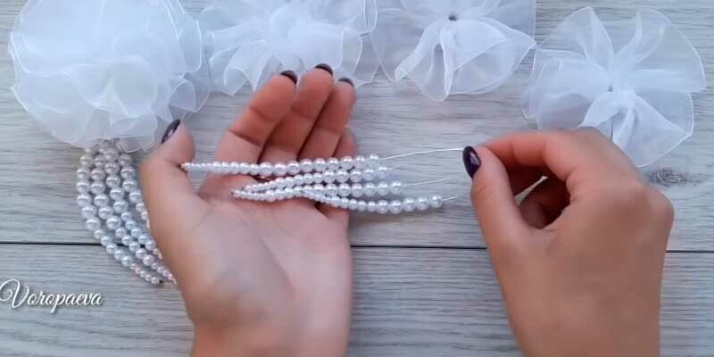 Бант з органзи своїми руками — майстер класи для початківців Бант з органзи своїми руками — майстер класи для початківців