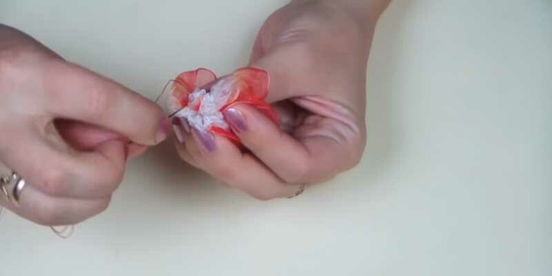 Бант з органзи своїми руками — майстер класи для початківців Бант з органзи своїми руками — майстер класи для початківців