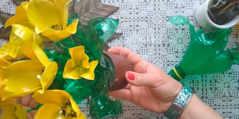 Квіти з пластикових пляшок покроково для початківців — майстер класи для саду та городу