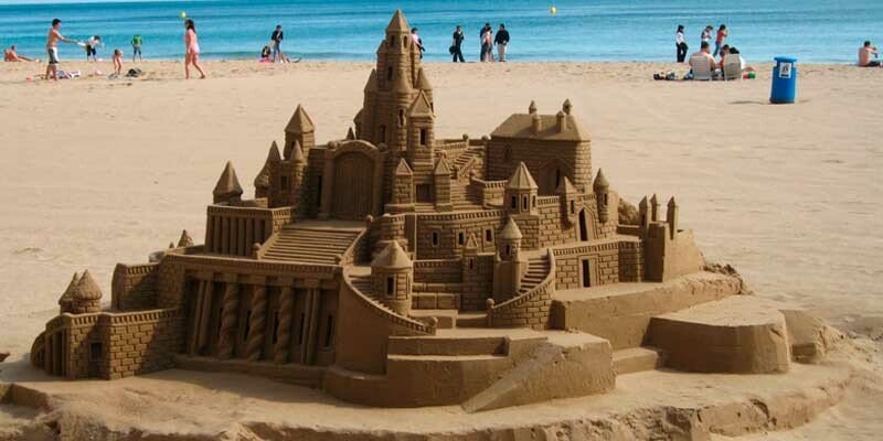 Ігри на пляжі для дітей і дорослих + ігри в таборі на морі Ігри на пляжі для дітей і дорослих + ігри в таборі на морі