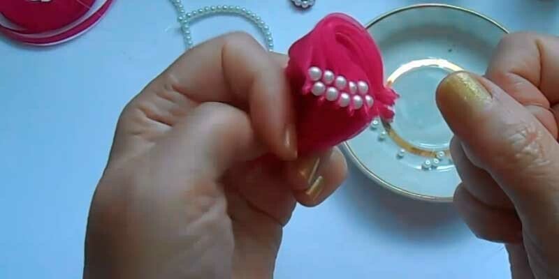 Бант з органзи своїми руками — майстер класи для початківців Бант з органзи своїми руками — майстер класи для початківців