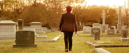 Що означає в сні гуляти по кладовищу — 40 різних трактувань по сонникам