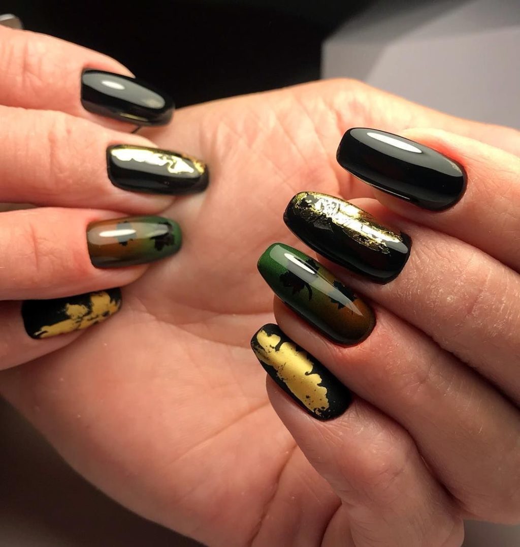 Модний осінній манікюр 2020. Головні тренди річного манікюру (87 фото) Модний осінній манікюр 2020. Головні тренди річного манікюру (87 фото)