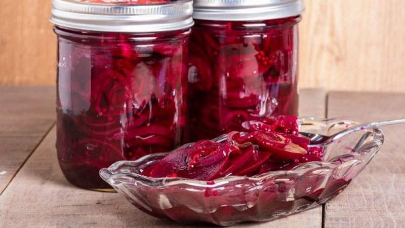 Як незвично заготовити буряки на зиму: 5 простих і смачних варіантів