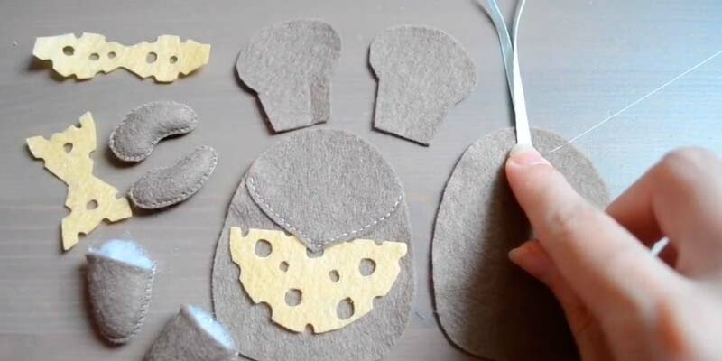 Мишка з фетру своїми руками з викрійками — символ 2020 року Мишка з фетру своїми руками з викрійками — символ 2020 року