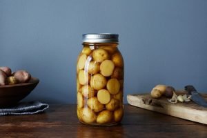 Консервований картоплю на зиму: 5 кращих рецептів заготовок