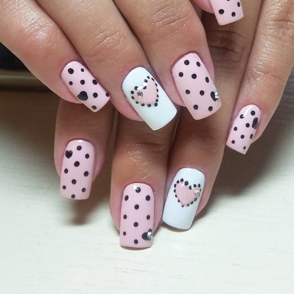 Модні літній манікюр 2020. Головні тренди річного манікюру 2020 (87 фото) Модні літній манікюр 2020. Головні тренди річного манікюру 2020 (87 фото)