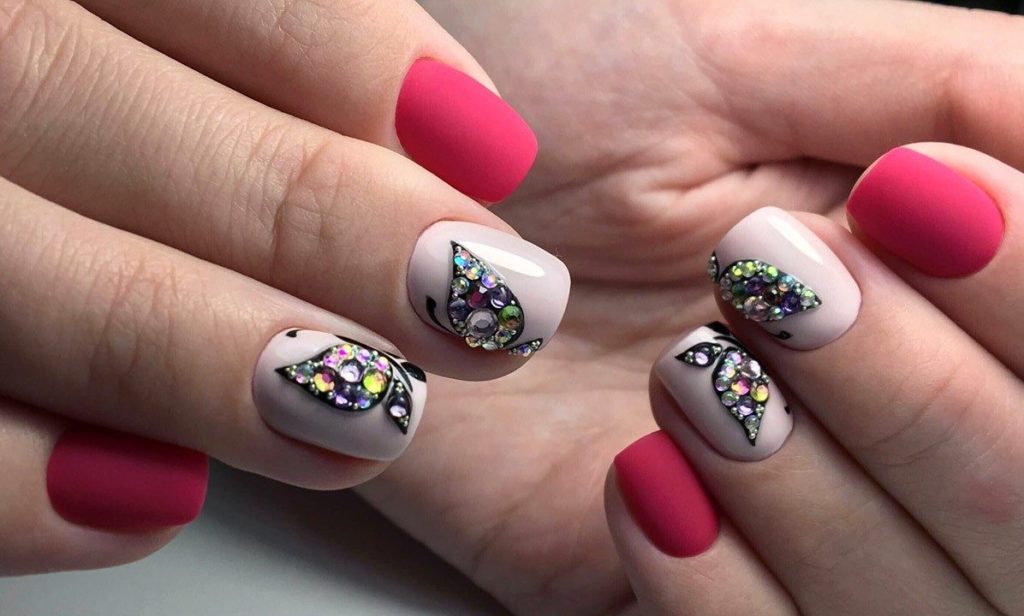 Модні літній манікюр 2020. Головні тренди річного манікюру 2020 (87 фото) Модні літній манікюр 2020. Головні тренди річного манікюру 2020 (87 фото)