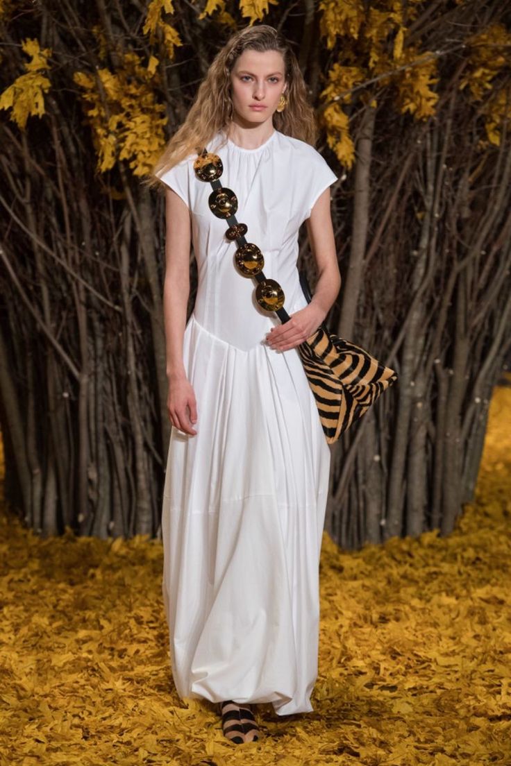 Модні тренди та новинки весни 2020. Що носити майбутньої навесні 2020? (82 фото) Модні тренди та новинки весни 2020. Що носити майбутньої навесні 2020? (82 фото)