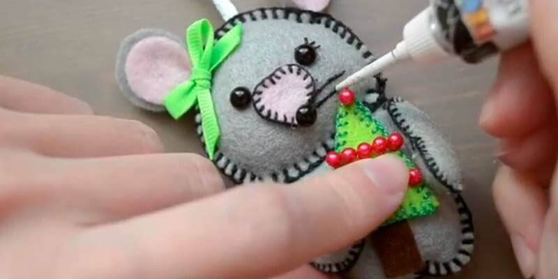 Мишка з фетру своїми руками з викрійками — символ 2020 року Мишка з фетру своїми руками з викрійками — символ 2020 року