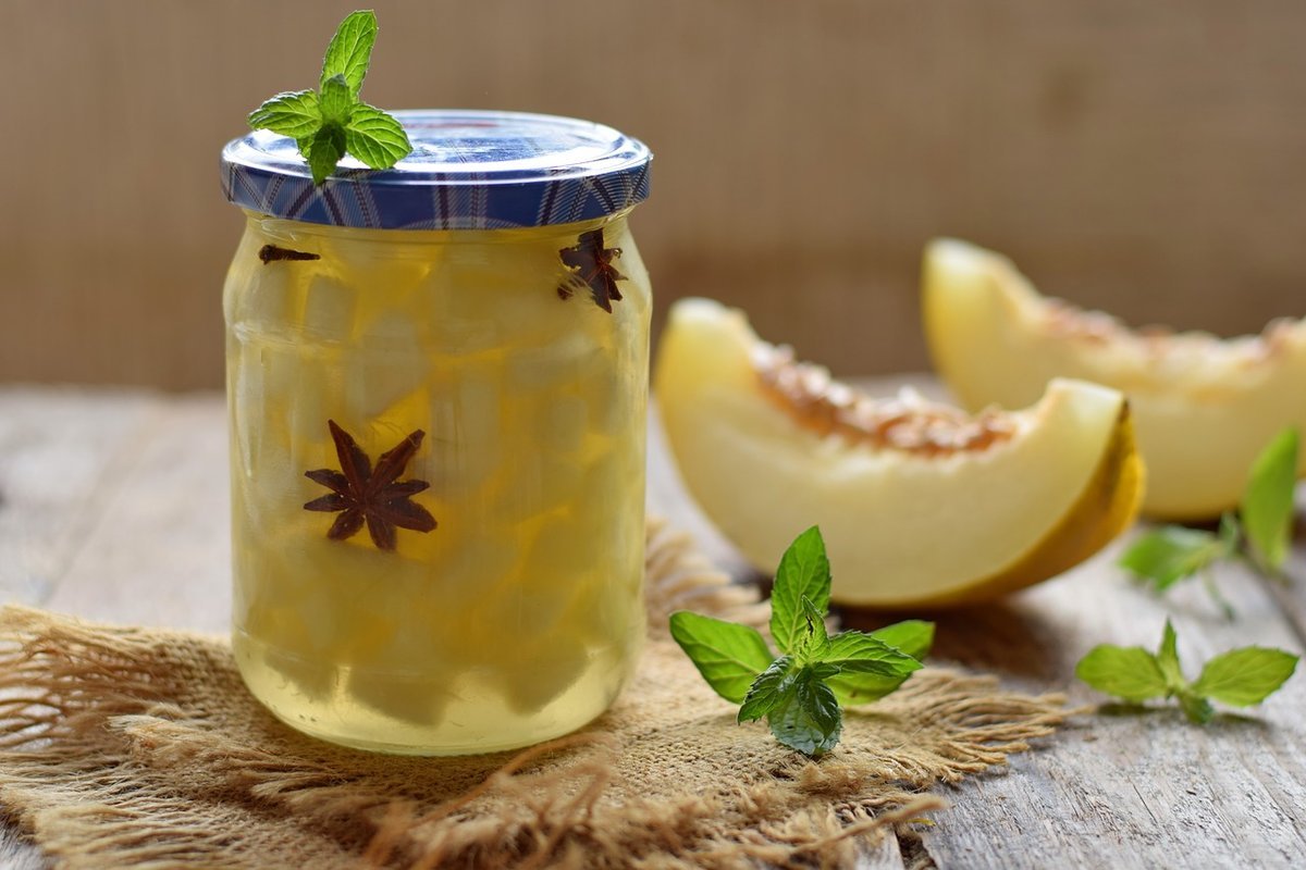 Диня на зиму: як заготовити, щоб у морозні деньки зловити сонячне настрій Диня на зиму: як заготовити, щоб у морозні деньки зловити сонячне настрій