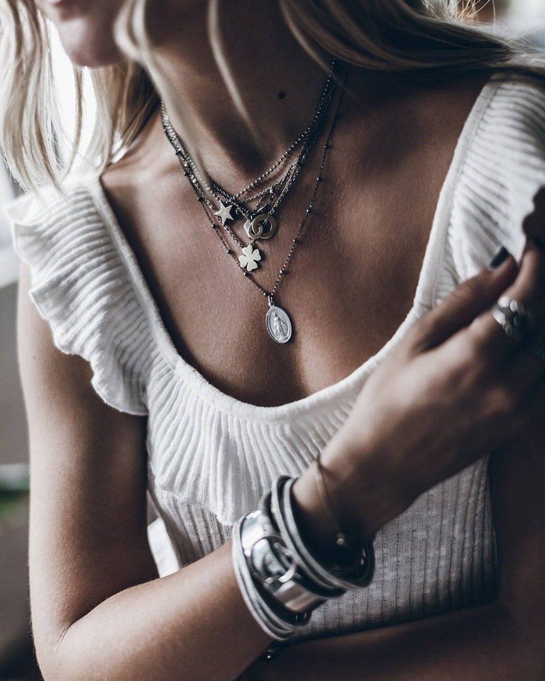 Модні прикраси 2020 (51 фото) Модні прикраси 2020 (51 фото)