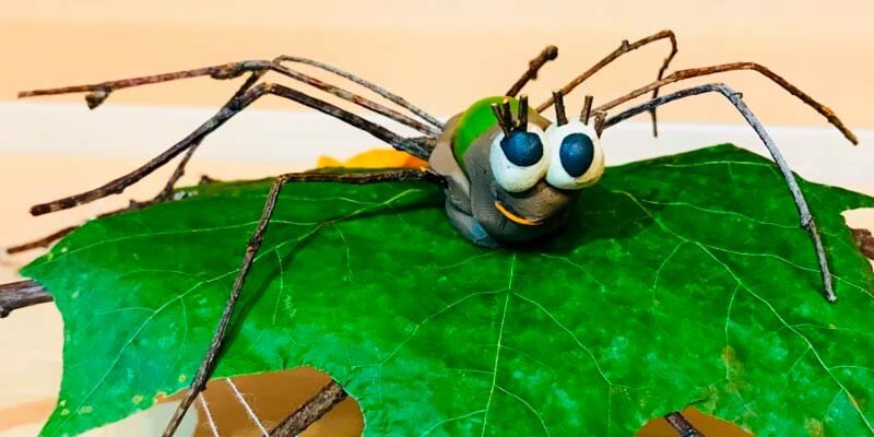 Вироби з природного матеріалу на тему осінь для дитячого садка і школи Вироби з природного матеріалу на тему осінь для дитячого садка і школи